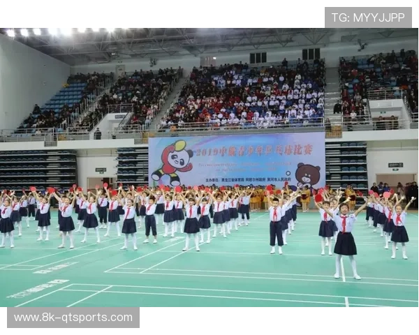 东城区“国球之星表演赛”吸引各年龄层观众驻足观看 东城区“国球之星表演赛”吸引各年龄层观众驻足观看