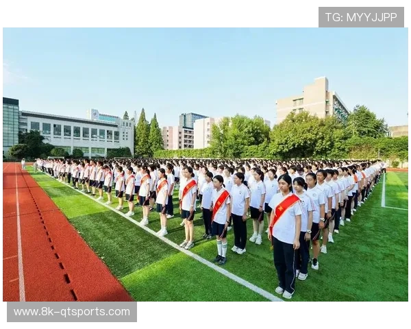 U18男子学校阳光组一等奖由杭州学军中学夺得，队员分享备赛心路历程