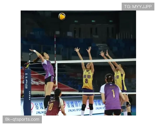 “报道：“战术跑位”成为业余联赛训练营热门课程，球迷渴望理解职业比赛深层逻辑”